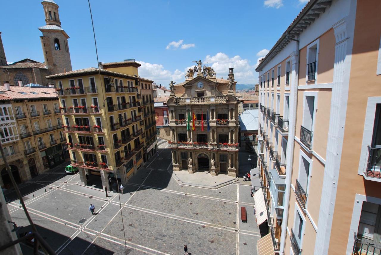 Casa De San Fermines Apartamento Pamplona Exterior foto